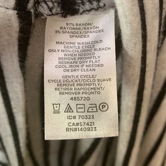 Lou & Grey Dress Women S Black Gray Striped SignatureSoft Cozy Chic Casual - Picture 7 of 7